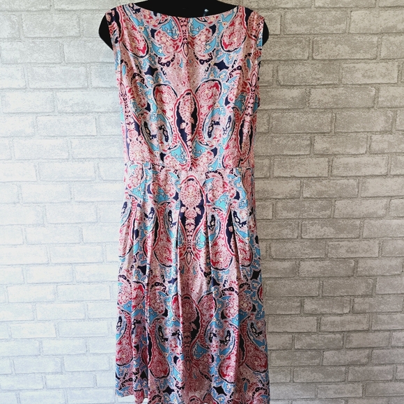 Jones New York Pocket Dress - Picture 6 of 9